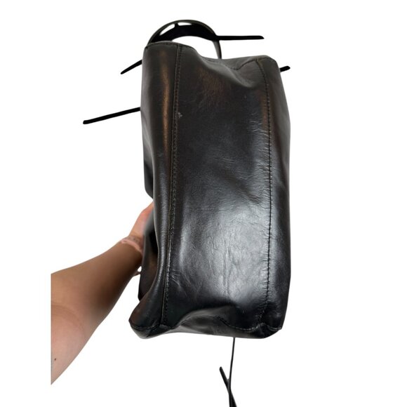 Black Faux Leather Shoulder / Crossbody Bucket Bag with Adjustable Straps - Picture 5 of 7